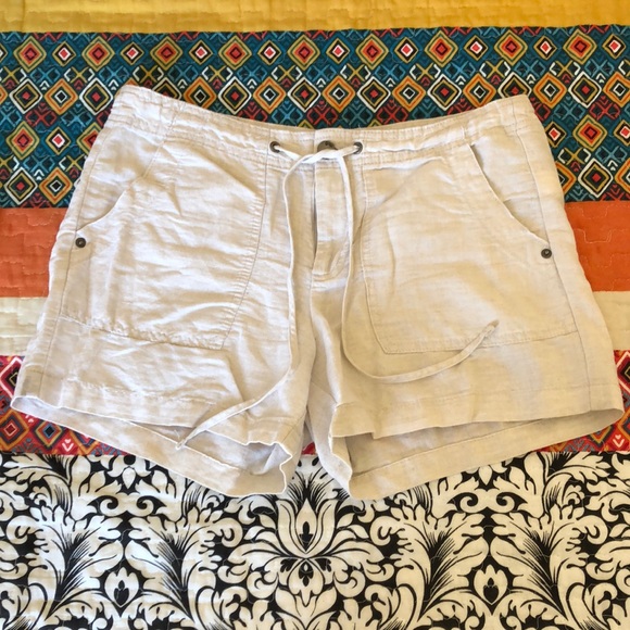 GAP Linen Shorts - Picture 1 of 3